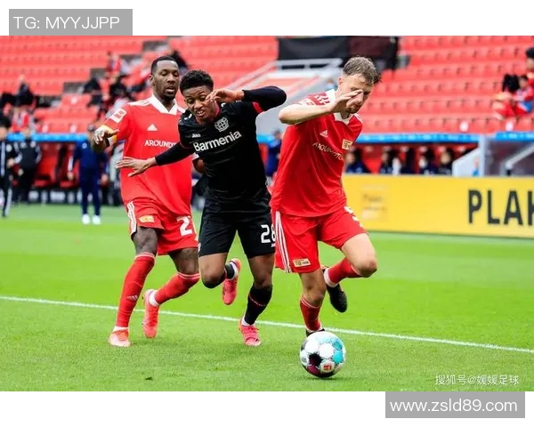 拜仁慕尼黑与利物浦历史交锋战绩分析及精彩瞬间回顾